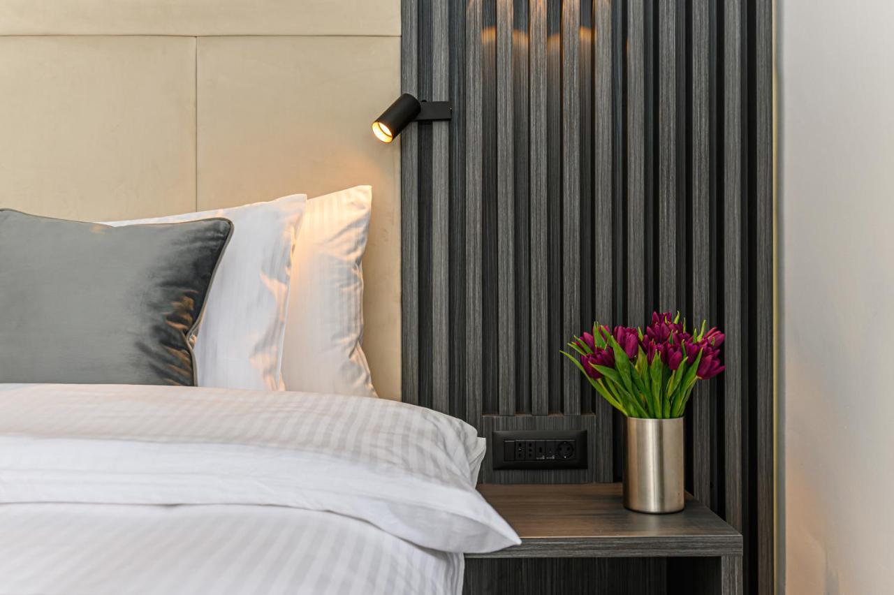Unique Boutique Hotel Bucureşti Ngoại thất bức ảnh